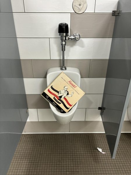  A Vinyl Record in the commons bathroom. Photo Courtesy of Oliver Hansen. 