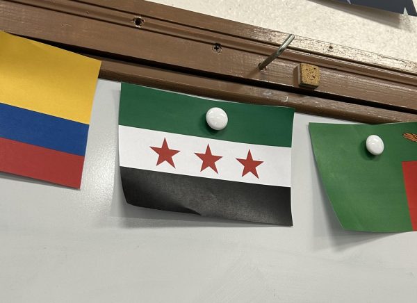 A Syrian flag hanging in a Hellgate foreign language classroom. Photo by Will Hansen. 